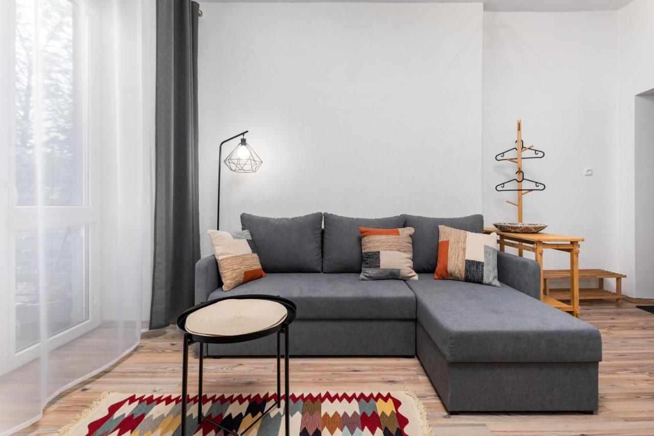 Siewierska 17 By Homeprime Warsaw Exterior photo